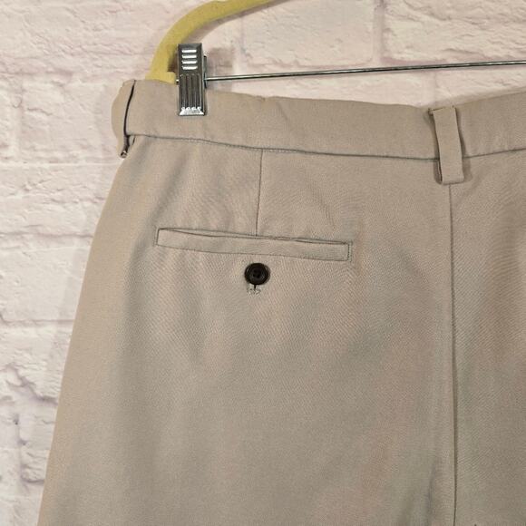 Chaps Men's Tan Khaki Shorts Size 34 Waist Extender Preppy Casual Soft Chino - Picture 6 of 12